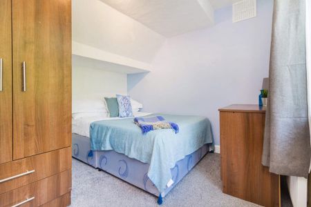 5 bedroom house to rent - Photo 3