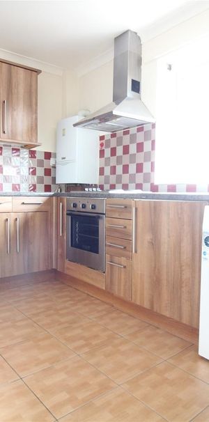 Penwerris Avenue, Isleworth - Photo 1