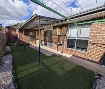 2 / 10 Albert Crescent, St Albans - Photo 3