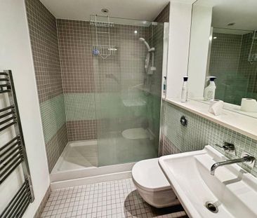 1 bedroom flat to rent - Photo 6