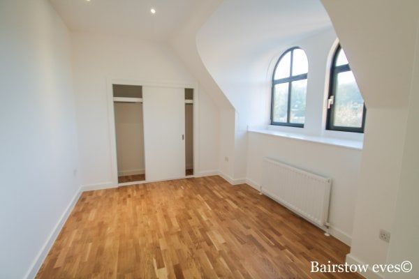 Whyteleafe hill, CR3, Property for rent - Photo 1