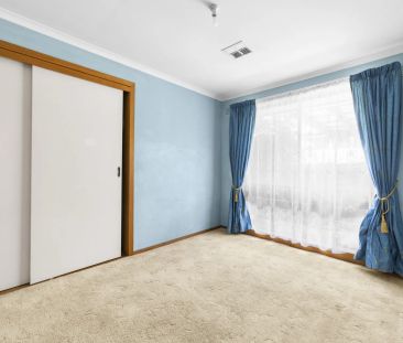 Spacious 5 Bedroom Family Home awaits! - Photo 6