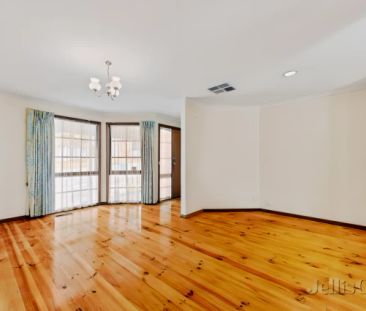 2 Bed, 1 Bath - Photo 2