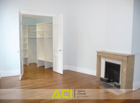 Location Appartement 3 pièces 78m² MACON 71000 - Photo 2