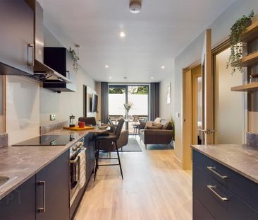 Apartment 8 Lesley Parklands 60 Knocknagoney Road, Belfast, BT4 2FU - Photo 3