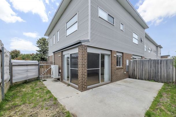 9/27 Yass Road, Queanbeyan - Photo 1