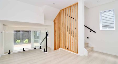 Stylish 3-Bedroom Home Grey Lynn - Photo 3