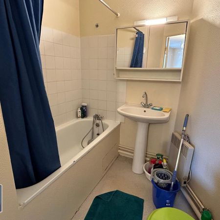 Location Appartement 1 pièce 24m² POITIERS 86000 - Photo 4