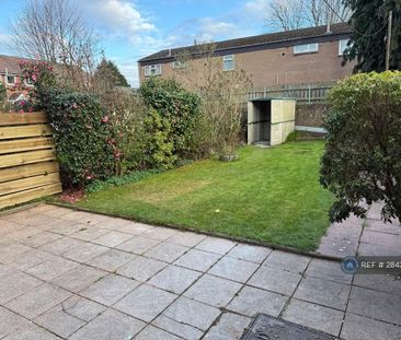 2 bedroom terraced house to rent - Photo 4