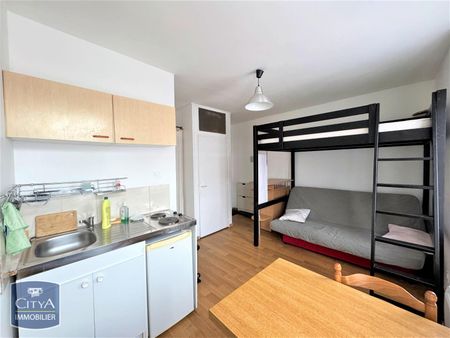 Location Appartement 1 pièce 18m² LILLE 59000 - Photo 3