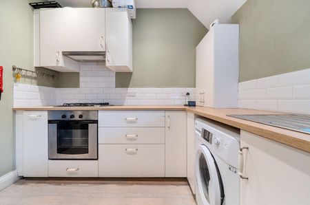 2 bedroom flat to rent - Photo 5