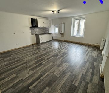 Location Appartement 3 pièces 73m² ROSIERES AUX SALINES 54110 - Photo 2