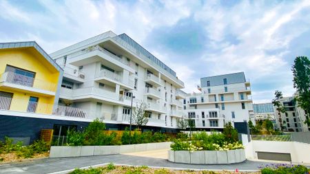 Un bel appartement meublé en lisière du bois de Saint Cucufa - Photo 3