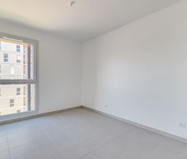 location Appartement F3 DE 58.94m² À NICE - Photo 5