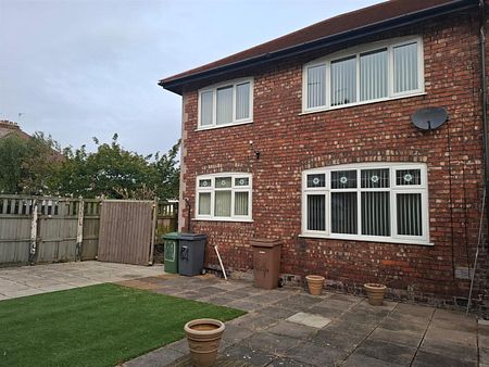 Broadway Avenue, Wallasey, 3 bedroom, House - Semi-Detached - Photo 5