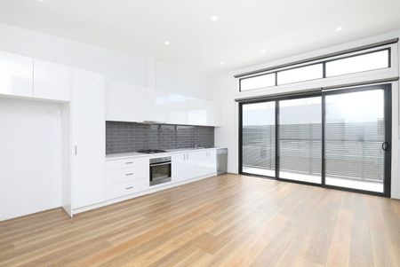 Thinking of selling? Contact our agent - Photo 2