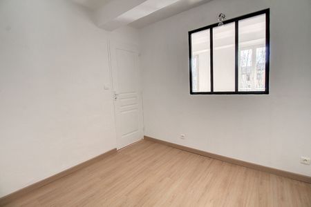 À LOUER - EN EXCLUSIVITÉ A SALERNES - DUPLEX DE 57,50m² - Photo 4