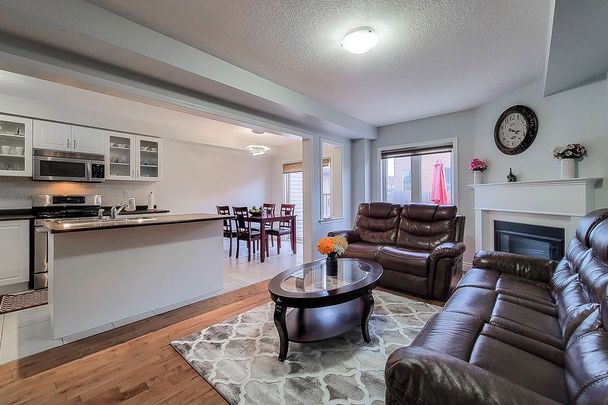 For Lease - 62 Lynch Crescent, Hamilton, Ontario - Photo 1