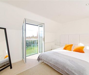 4 bedroom detached house to rent - Photo 4