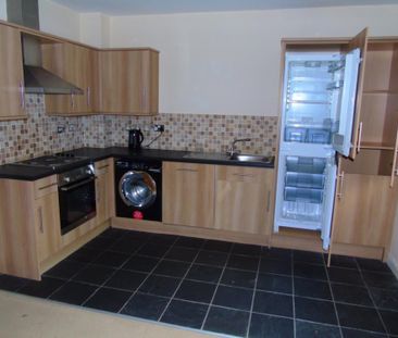2 bedroom flat to rent - Photo 6