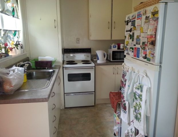 St Johns - Tidy 2 bedroom Unit - Photo 1