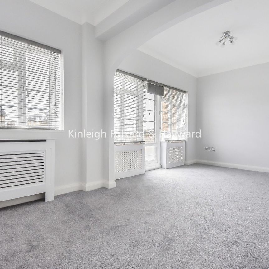 Adelaide Road, Belsize Park, London, NW3 - Photo 1