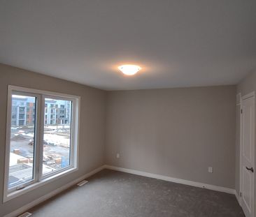 For Lease - 62 Kaitting Trail Unit# 48, Oakville, Ontario - Photo 1