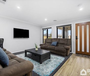 Stylish Four-Bedroom Home For Rent in Lucas - Photo 1