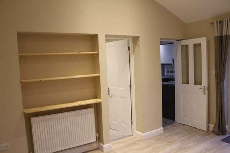 Tharp Way, Chippenham, Cambridgeshire, CB7 - Photo 3