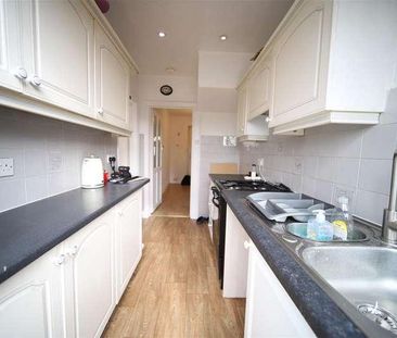 Lansbury Road, Enfield, EN3 - Photo 4