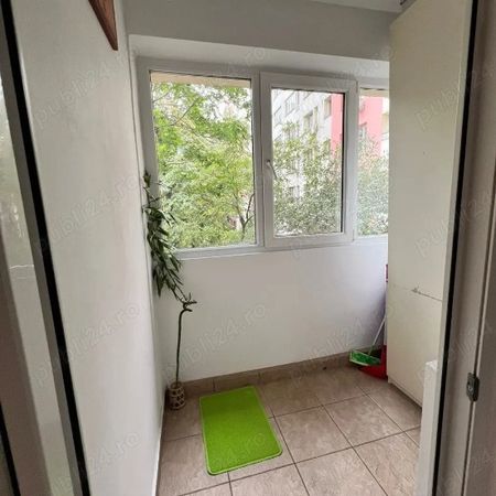 Obor etaj 2 semidecomandat garsoniera - Fotografie 4