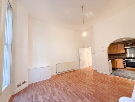 Property For Let - 31 Marmion Road - Photo 5