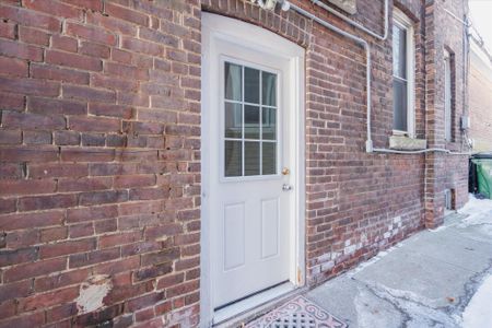 For Lease - 222 Wineva Avenue Unit# Basement, Toronto, Ontario - Photo 2