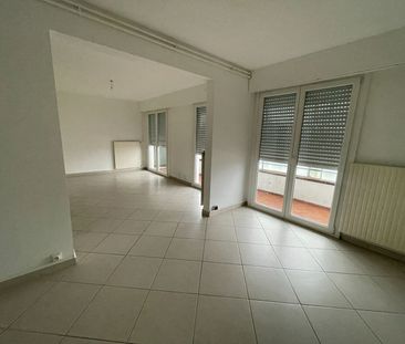 Location Appartement 4 pièces 94m² - Photo 6
