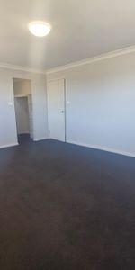 Three bedroom affordable housing house - Photo 3