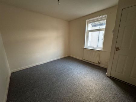 King Edward Street, Shirebrook - Photo 2