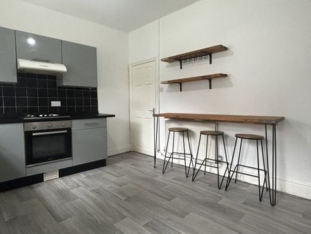 Regent Street, Heywood - Photo 5