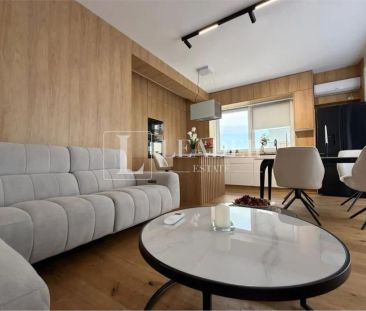 Penthouse Duplex modern cu terasă și vedere spre pădure - Photo 4