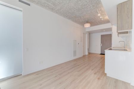 For Lease - 161 Roehampton Avenue Unit# 317, Toronto, Ontario - Photo 4