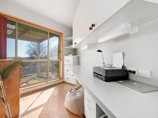 617 Laurie Street, Golden Point - Photo 1