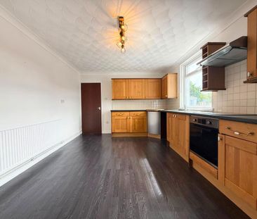 1 bedroom ground floor flat to rent - Photo 4