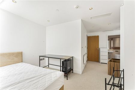 Uxbridge Road, Ealing, W5 2SN - Photo 5