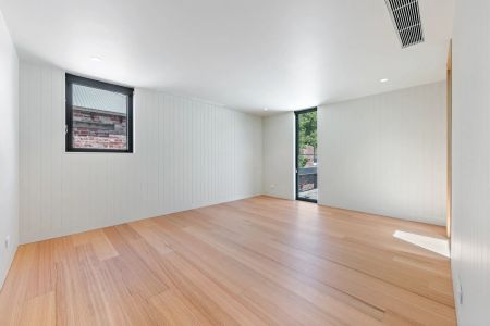 The Ultimate WOW factor! - Photo 4
