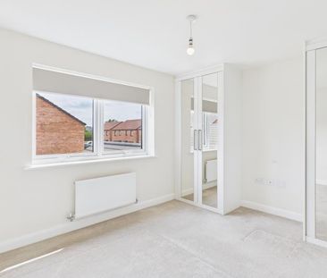 Clark Drive, Yate, Bristol - Photo 1