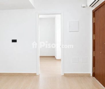 Apartamento en alquiler en Núcleo Urbano - Foto 3