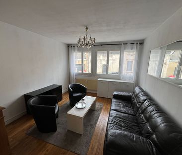 Location Appartement 2 pièces 52m² - Photo 2