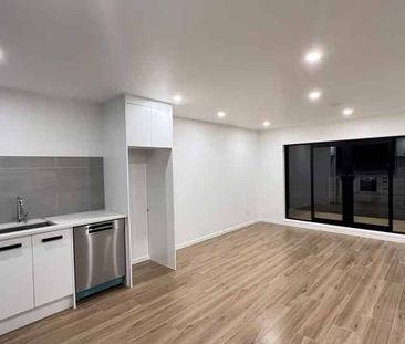 Modern Home in Manurewa! - Photo 4