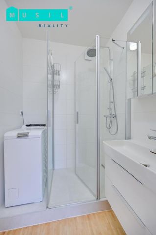 Pronájem bytu 3+1 76 m2 - Fotografie 5