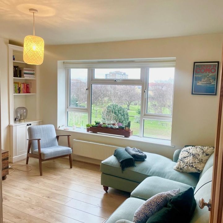 2 Bed Flat, Queensbridge Court, E2 - Photo 1