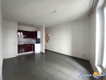 Location Appartement 2 pièces 34m² NARBONNE 11100 - Photo 3